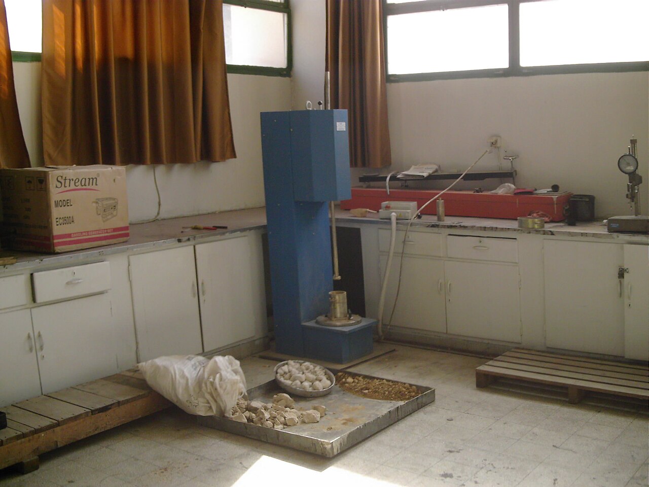 equipo de laboratorio para análisis de suelo