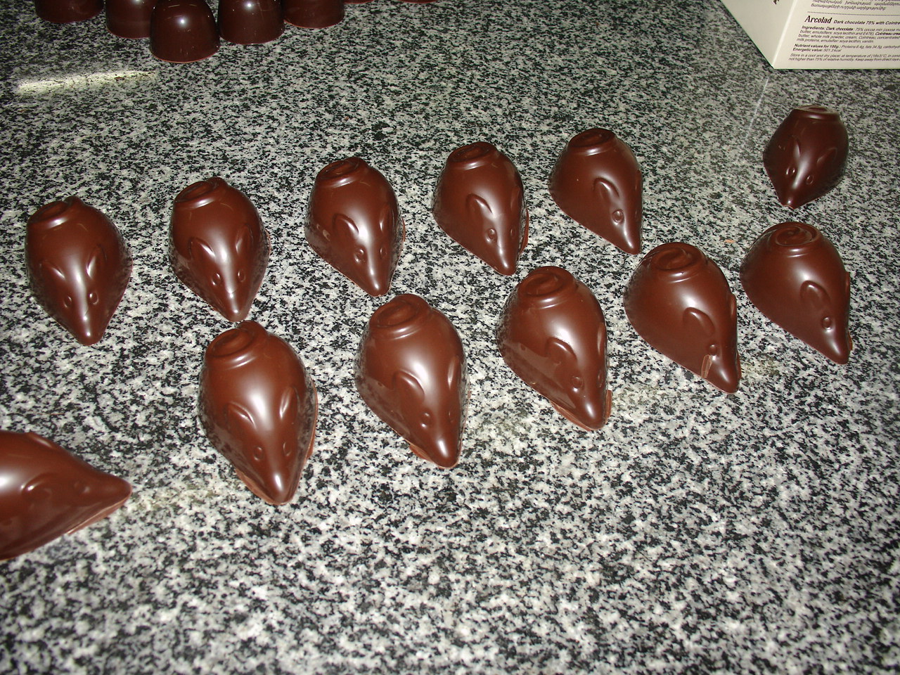 pralinés de chocolate con avellana
